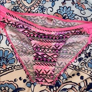 Beach store bikini bottoms